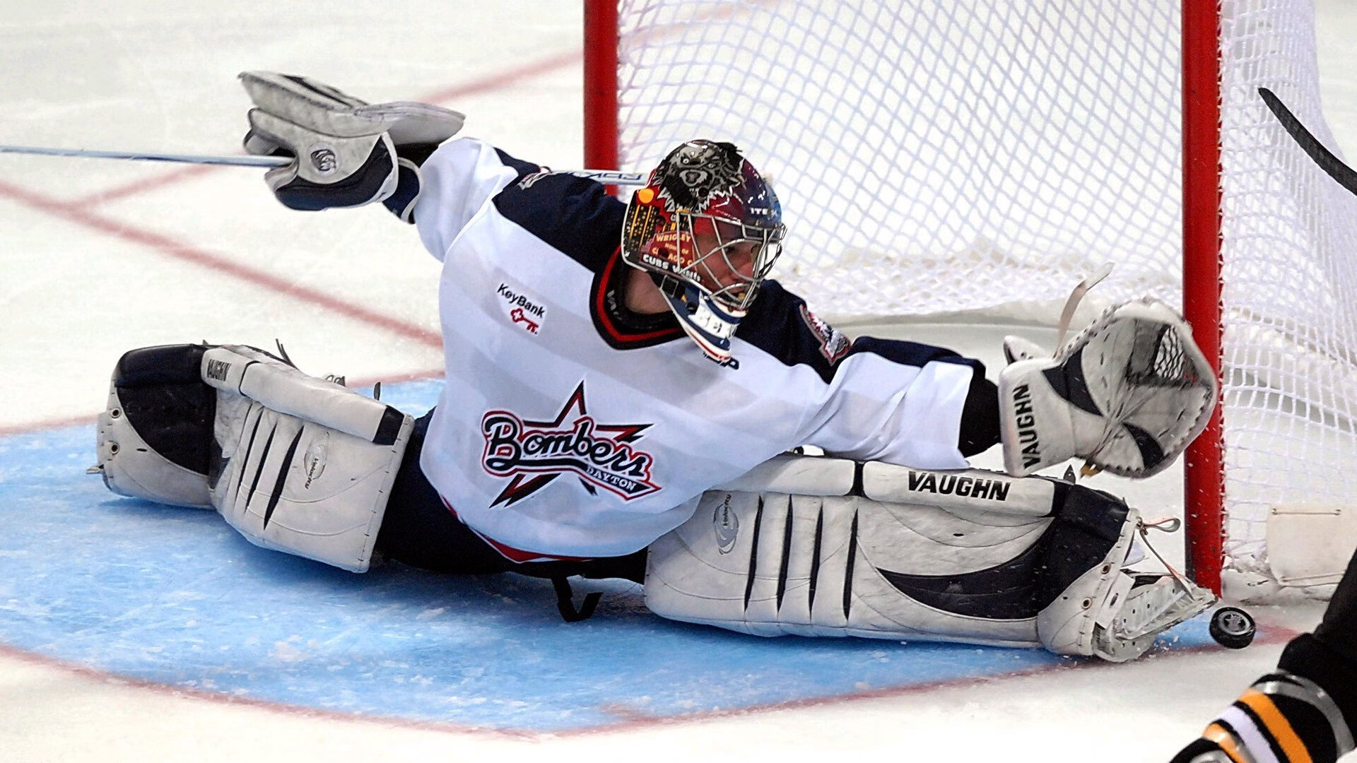 乐鱼体育-【马克·塞尔比】坚不可摧的防守体系，学习他的比赛战术，马克塞尔比训练